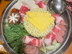 -恩你小木屋·韩式料理(假日广场店)