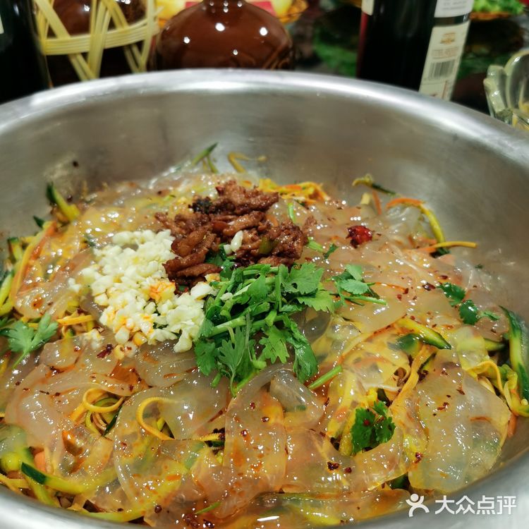 菜量巨大。经济实惠，价格不贵