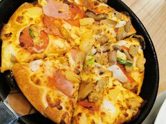 美式四合一披萨-必胜客(砂之船中东奥莱店)