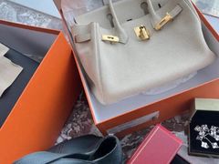 -臻新二手奢侈品回收鉴定(塘桥店)