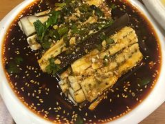 -石磨豆花家常菜·牦牛排土火锅