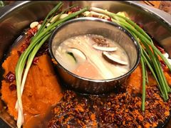 -周幺妹重庆老火锅(银泰城总店)