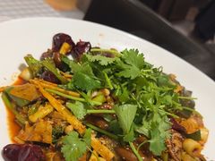 -拿渡·水煮鱼麻辣香锅(王府井奥莱·香江小镇店)