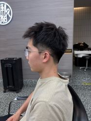 -川和潮人