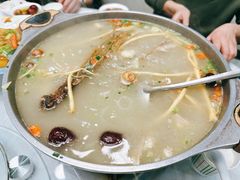 -三江源美食城