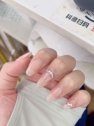 -尤米一站式美甲美睫