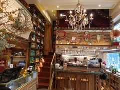 -玛格萝妮比萨屋(四平店)