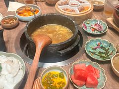 -蘑界·野生菌火锅(深业上城店)