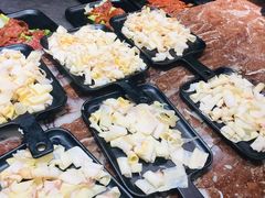 胸口朥油-九记潮汕现切鲜牛肉自助火锅(新开铺店)