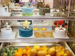 -焙丽拾光(麦凯乐直营店)