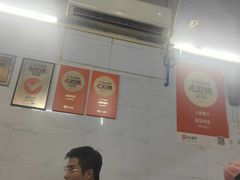 -威邵鸡煲(西华路总店)