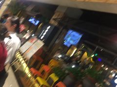 -洪氏嗨捞·广东猪肚鸡·椰子鸡火锅(西咸万象城店)