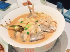 家烧白扁中鲳鱼-甬府小鲜(万象城店)
