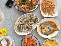 -红月湾海鲜饭店•沙滩海景(双月湾店)