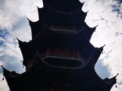 -龙华寺