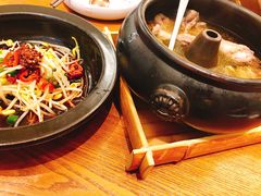 云南经典汽锅鸡-云海肴·汽锅鸡·云南菜(苏州中心店)