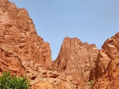 -天山神秘大峡谷