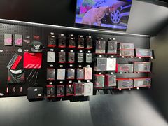 -ROG玩家国度(美罗城店)