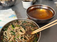 -正宗杨记普洱酸醋米线(总店)