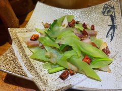 莴笋炒腊肉-滇香肴·云南菜蒸汽石锅鱼(云南北路店)