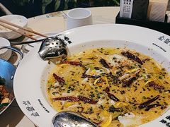-渔语鱼酸菜鱼新川菜(来福士店)