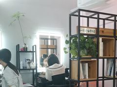 -ME觅妆·定制美妆·彩妆私教(菱角湖店)