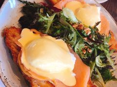 -ROAST coffee & eatery