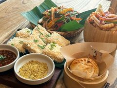 -银米·云南传统过桥米线(双廊黑金冠店)
