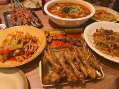 -贯贯吉·清真餐厅(浙江中路店)