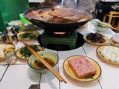 -石灰市老火锅(北滨路店)