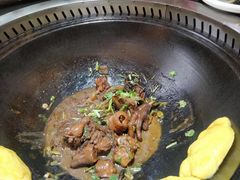 -锅老头海鲜铁锅炖