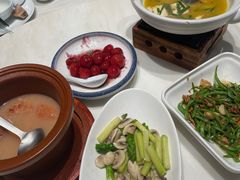 -楚山晓·湖北菜(武汉光谷K11店)