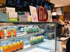 -奈雪的茶(湖滨银泰in77C区PRO店)