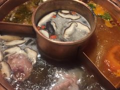 -滇釜火锅·能喝汤的火锅(车公庄店)