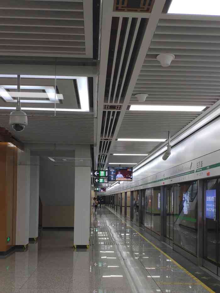 十陵地铁站-"成都线路规划的不错,每条线都把市区给穿了.