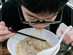 -燊意布拉肠云吞面(中山四路店)