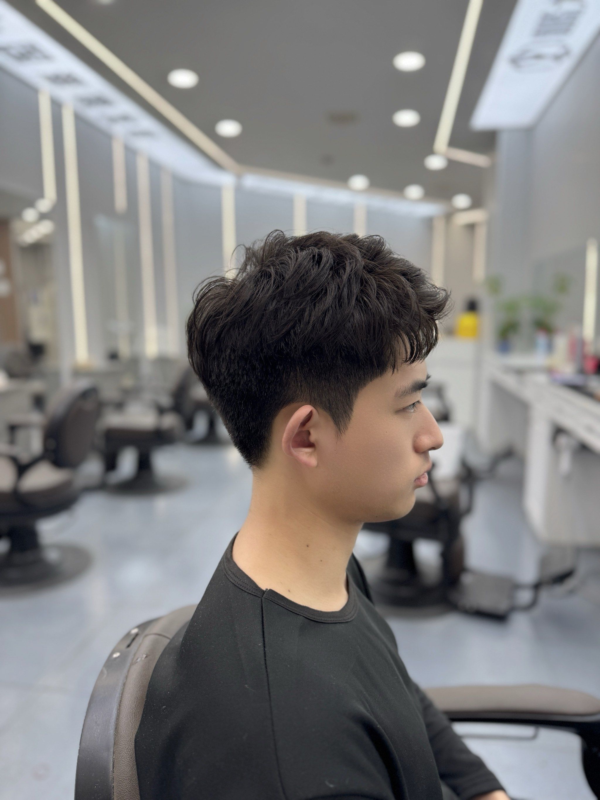 男生短发超帅发型