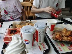 -肯德基(湾畔店)