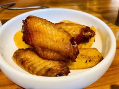 蜜汁鸡翅-more than meow吴止猫主题餐厅(承德 中船汇店)