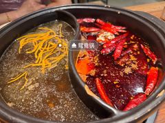 -郑记·古法黑砂锅串串(龙泉店)