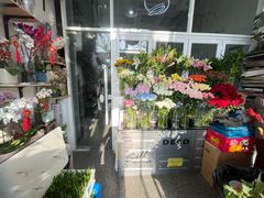 -FEI FEI FLOWER鲜花店·气球派对·宝宝宴布置(虹口德必运动Loft店)