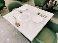 靠窗位-丽莎沙拉轻食餐厅(国贸店)