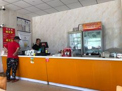 -洪峰浩老北京烧饼夹肉(角门路店)