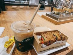 冰拿铁咖啡（脱脂牛奶）-星巴克臻选(国贸商城首店)