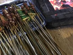 -何师烧烤(龙游路西段店)