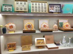 -燕庭·纯燕窝·甜品下午茶(南京西路店)