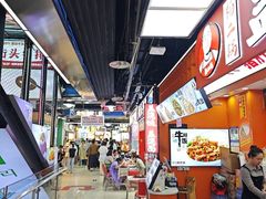-观音桥步行街