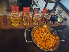 -麦凯伦烧烤·精酿超级工厂店(金桥总店)
