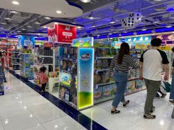 -玩具反斗城(正大广场店)