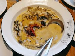 -爱碗亭·鲜炒湖南菜(壹城中心店)